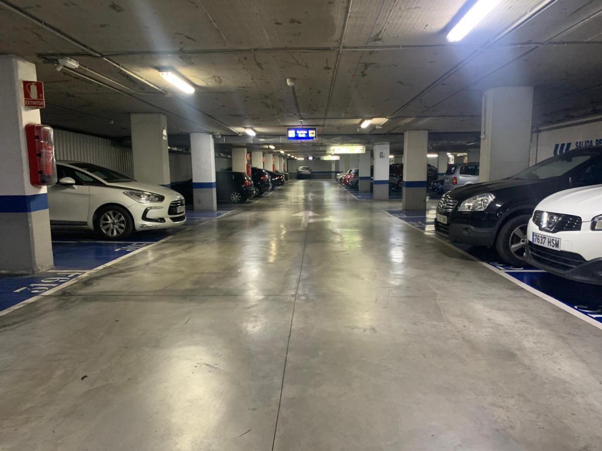 Homely Malaga Malagueta Junto Al Mar, Parking Privado Bajo Suplemento Ngoại thất bức ảnh